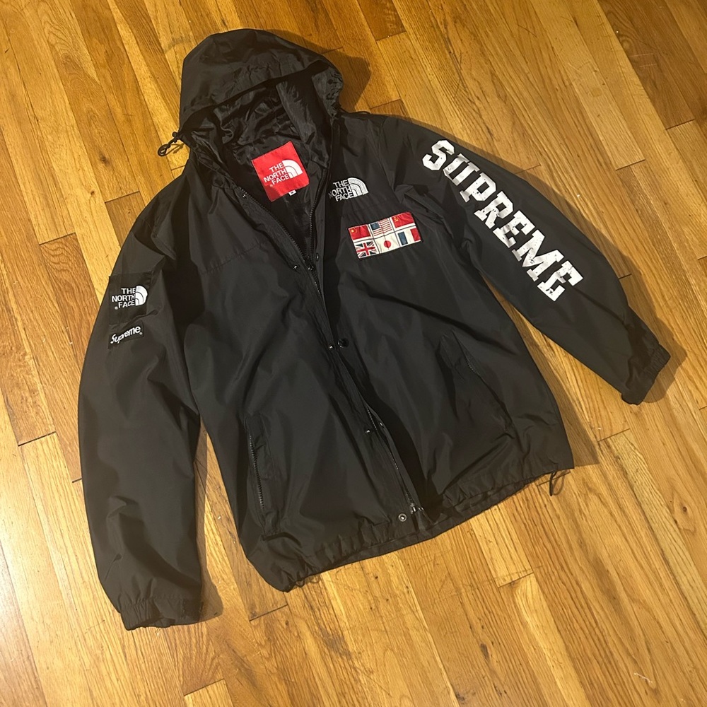 Supreme x The North Face 2014 Black Expedition Coaches Jacket - Picture 1 of 3